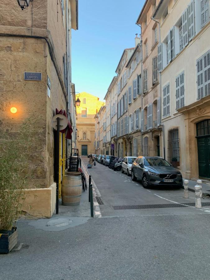 Studio Avec Terrasse Aix-en-Provence Exterior photo